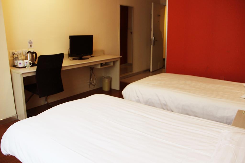 Hanting Express Shanghai Jinqiao Middle Yanggao Road Zimmer foto